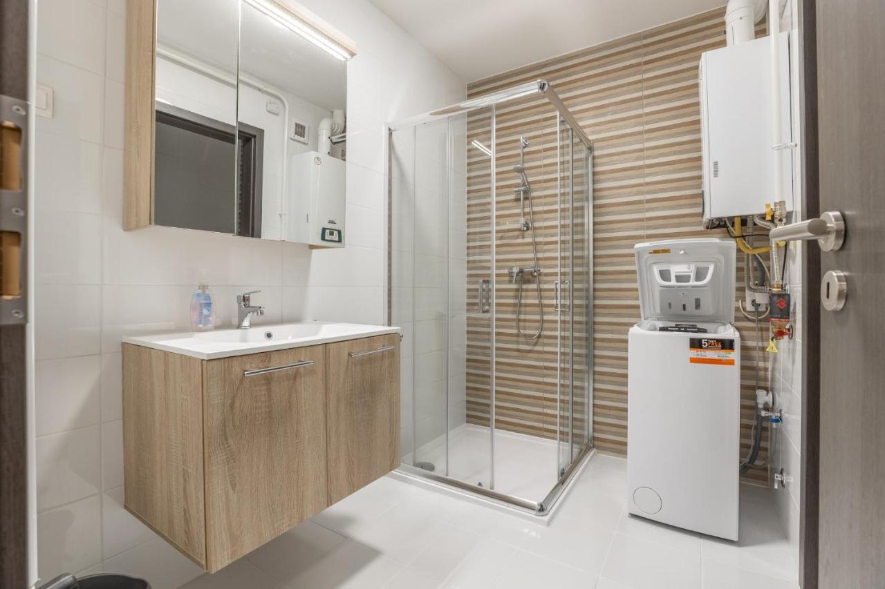Leda Apartmanok By Bltn Siofok Exterior photo